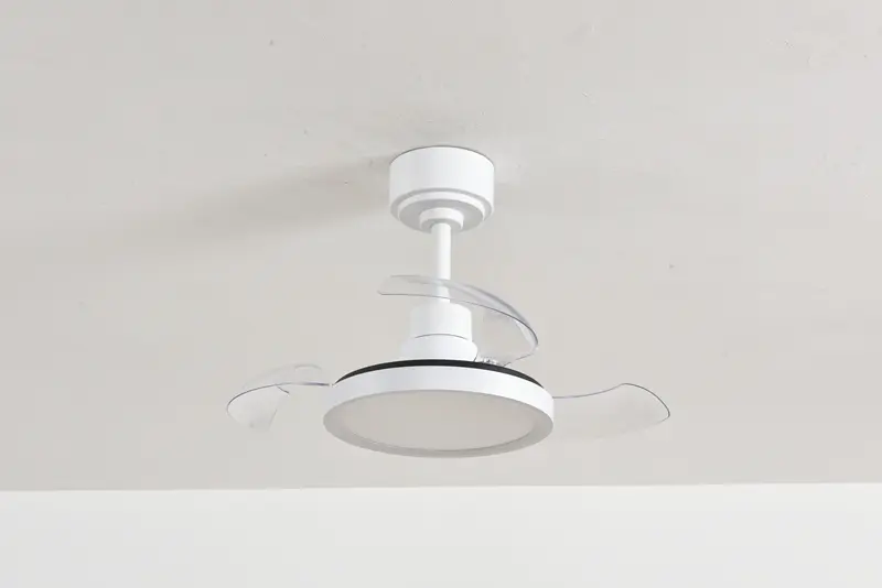 ceiling fan light off.JPG